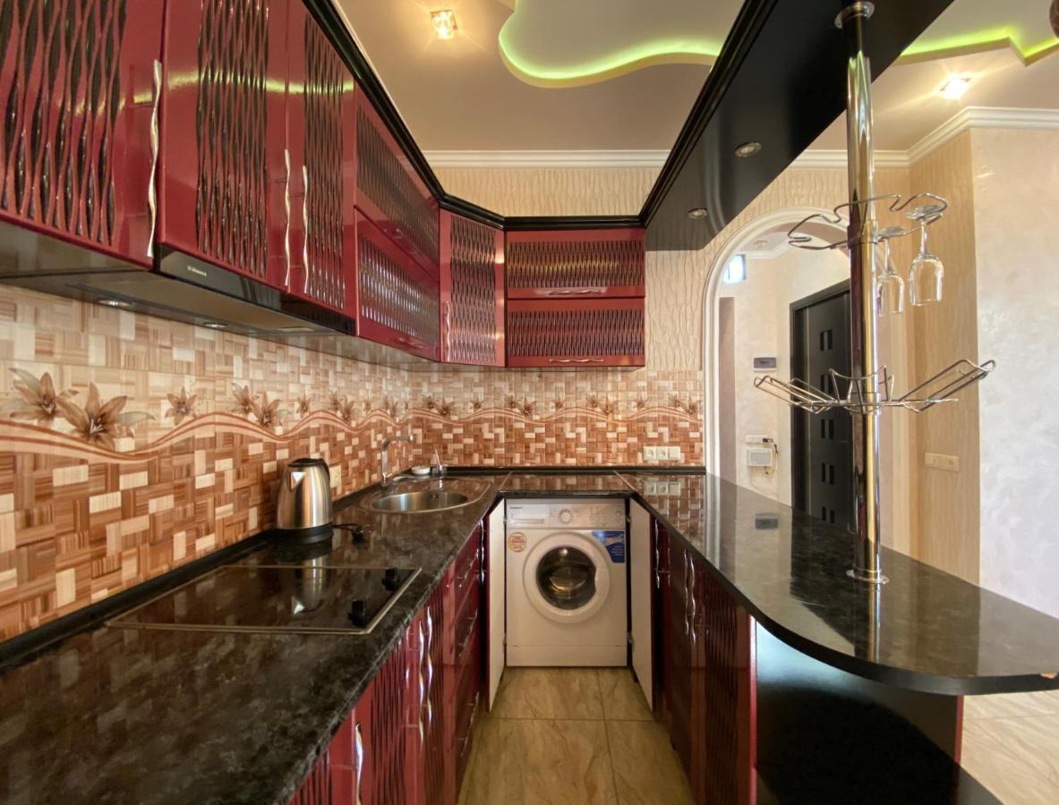 Amiryan Street 1 Bedroom Deluxe Apartment With Balcony Am104 Jerevan Exteriör bild